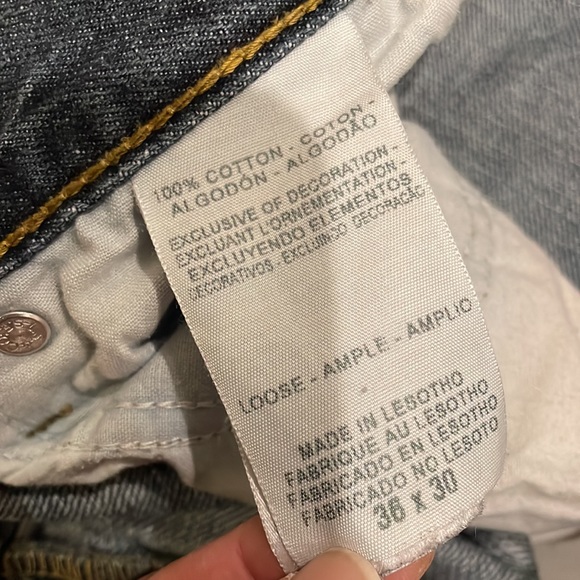 Denizen From Levi’s Men’s Loose Fit Distressed Jeans - Dark Blue Wash 36X30 - Picture 8 of 16